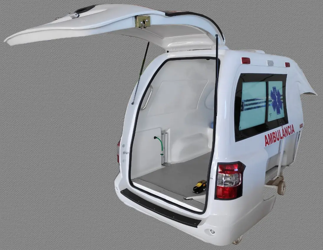 Compartimento de ambulância com acabamento — imagem do comparador existente