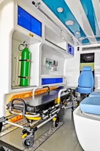 venda de Mercedes Sprinter Ambulancia UTI interior de fibra