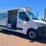 Renault Master Ambulância 01